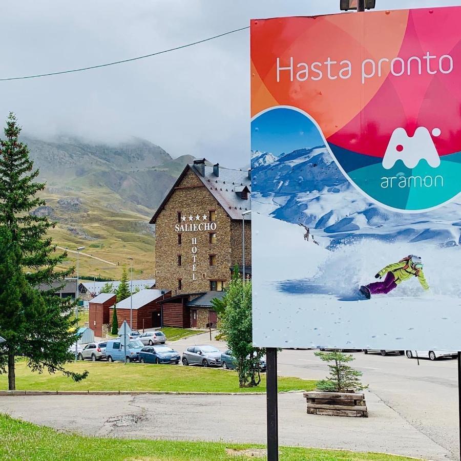 Apartamentos Formigal Esterno foto